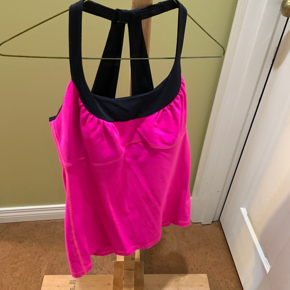 🍋Lululemon size 6 1 pink / black tank top - Picture 1 of 5